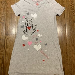 Disney, girls night shirt, size M/L